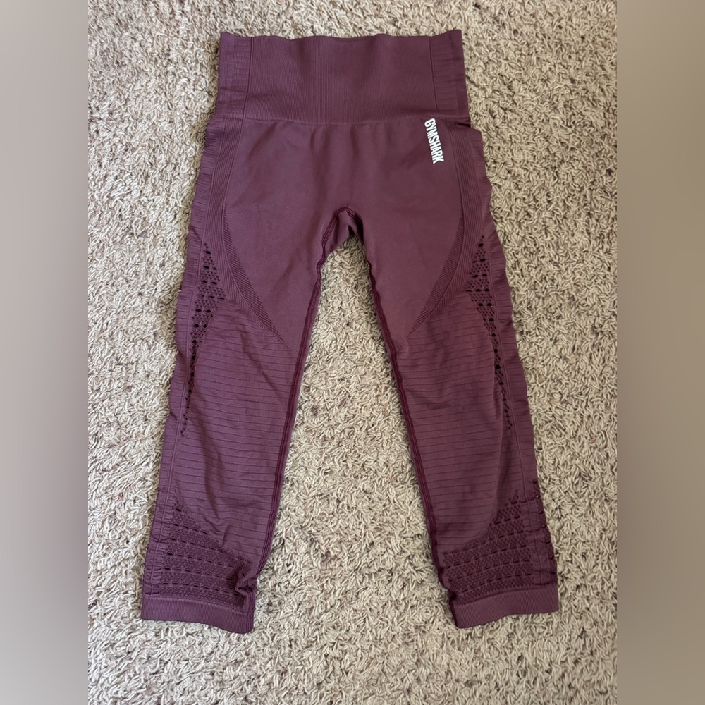 Gymshark High-Waisted Leggings in Plum size small